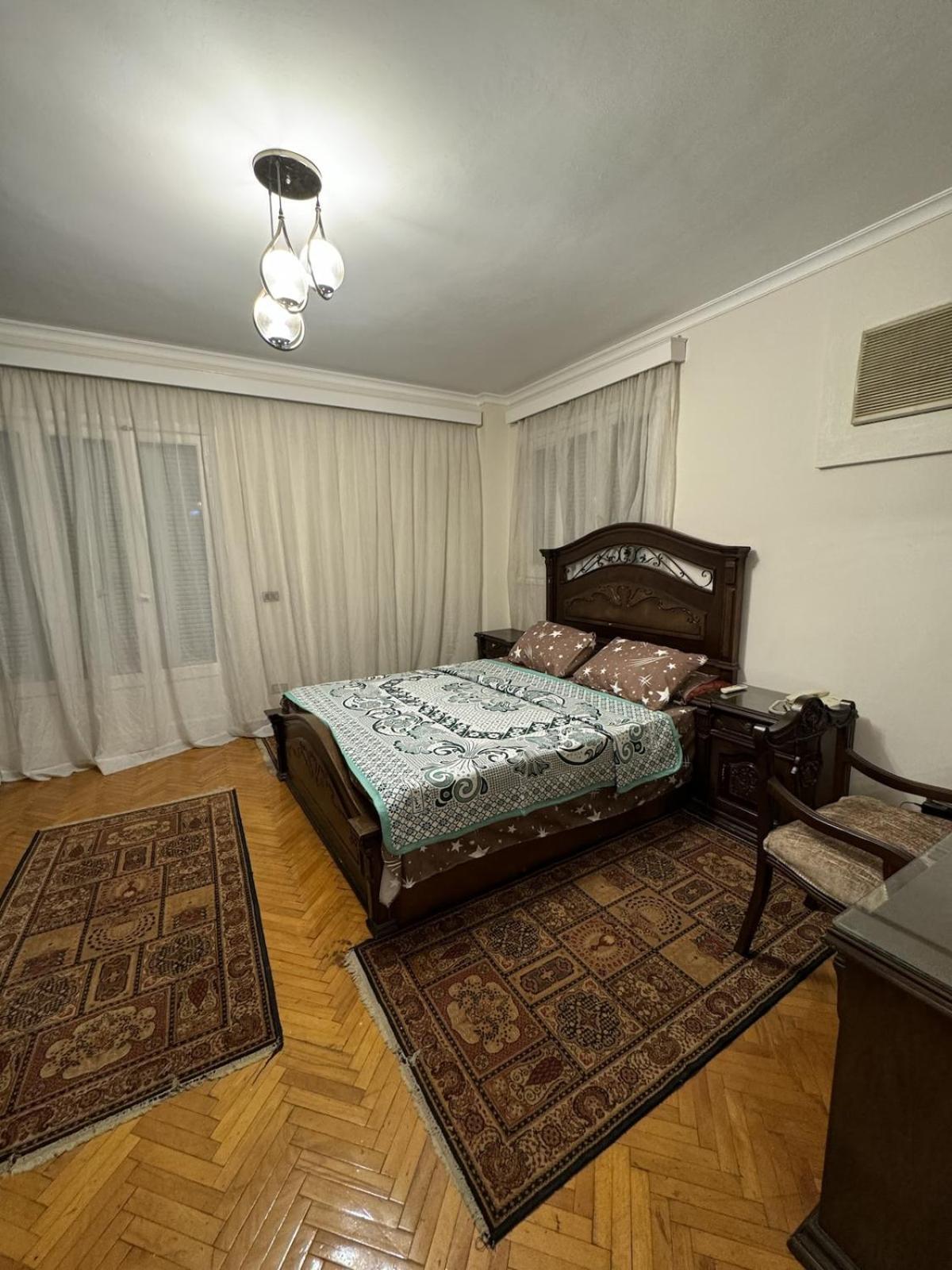 2 Bedroom Flat, 10-15 Mins To Egyptian Museum Apartment *